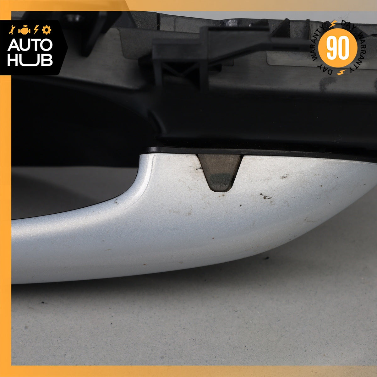 17-26 Alfa Romeo 952 Giulia Front Left Side Exterior Door Handle OEM 71k - photo 7