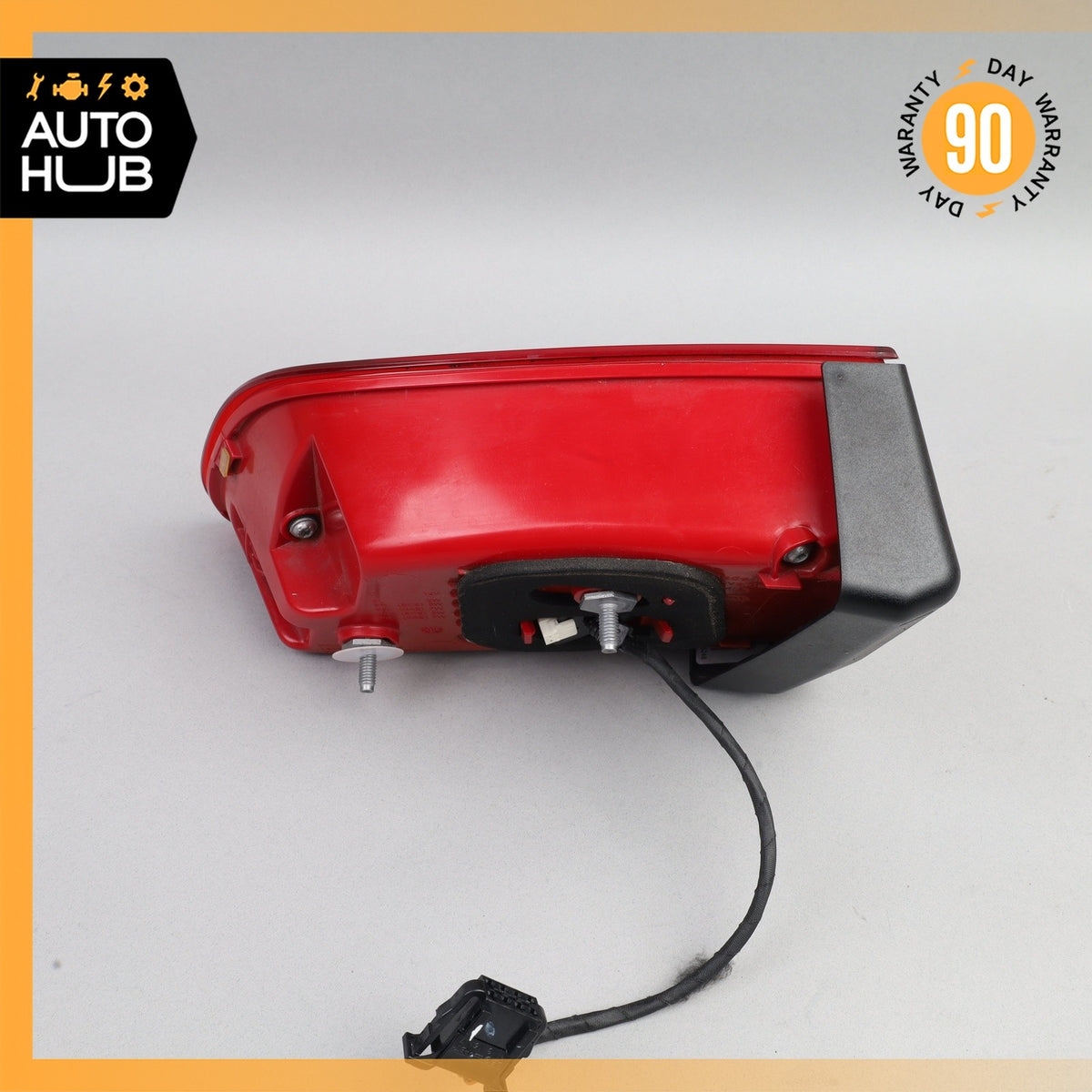 15-18 Porsche Macan 95B Rear Left Driver Side Inner Tail Light Lamp OEM 63k - photo 9