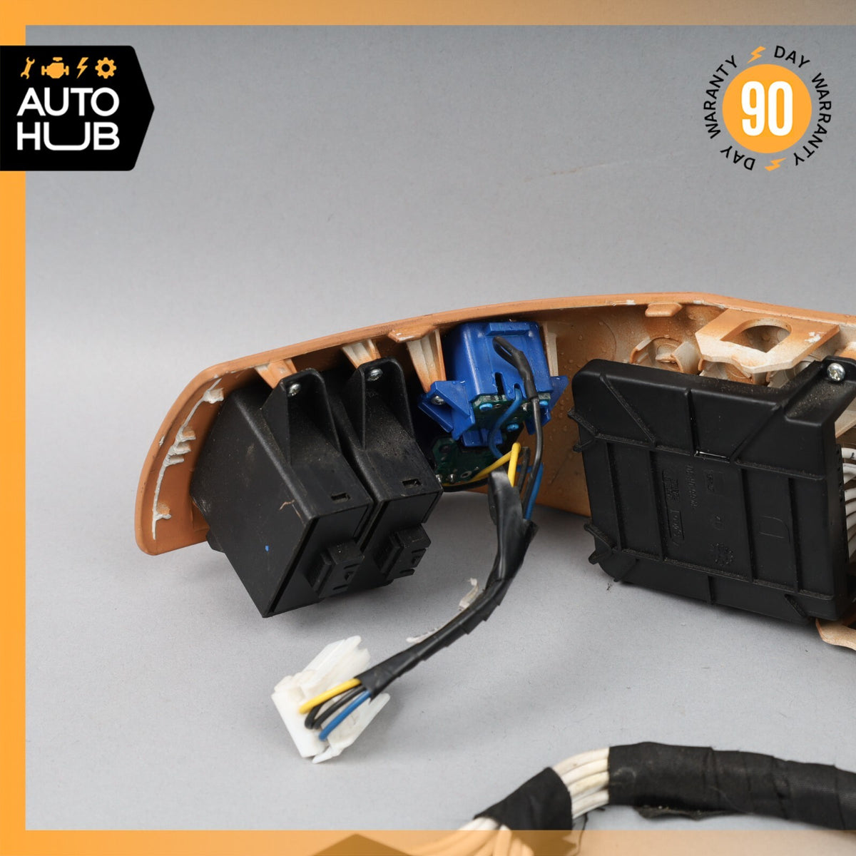 03-13 Maserati Quattroporte M139 Front Right Side Seat Control Switch OEM - photo 9