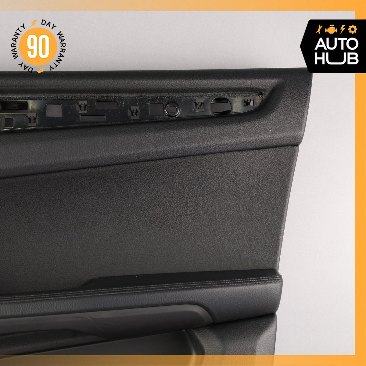 15-24 Porsche Macan 95B Front Right Passenger Side Interior Door Panel OEM 74k - photo 5