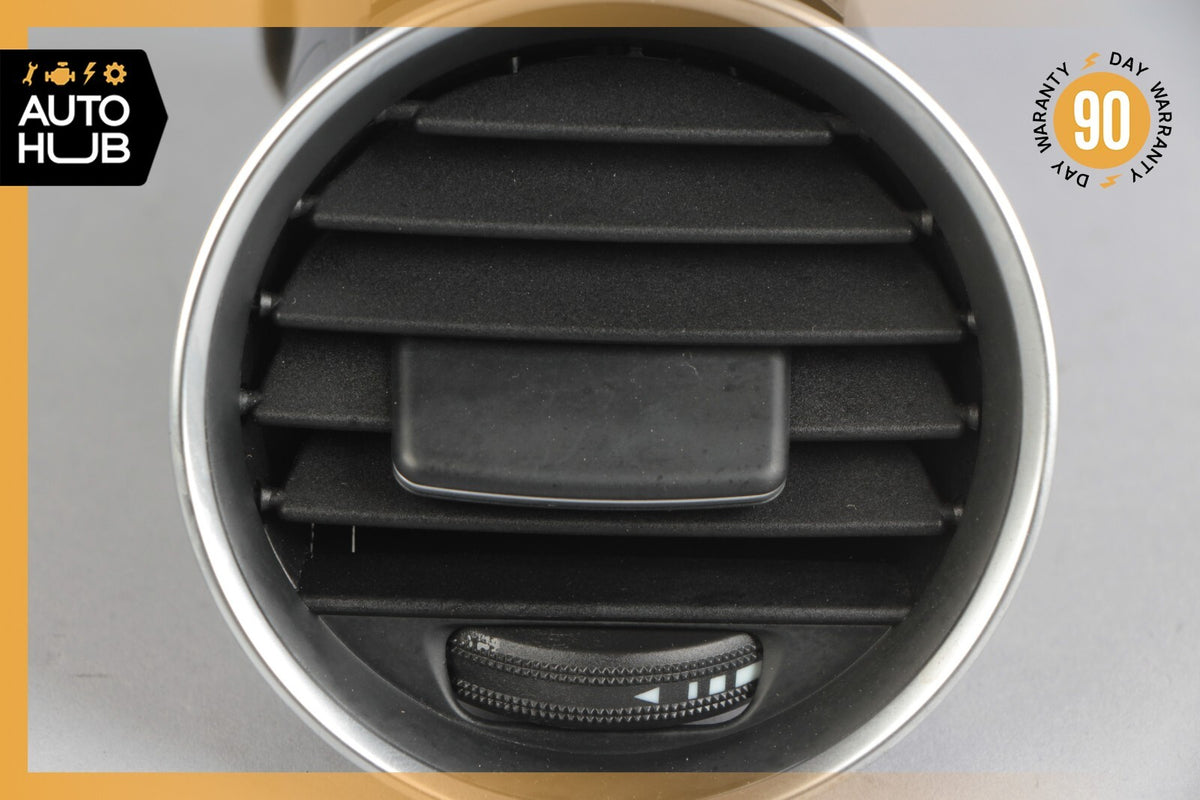 12-14 Mercedes W204 C250 C300 C350 Dash AC A/C Air Vent Grill Right Side OEM - photo 2