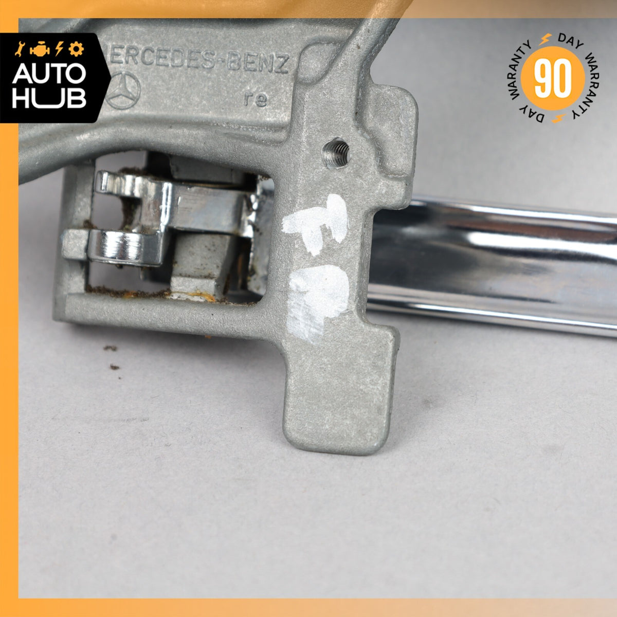 Mercedes W126 420SEL Front or Rear Right Side Interior Door Handle OEM - photo 10