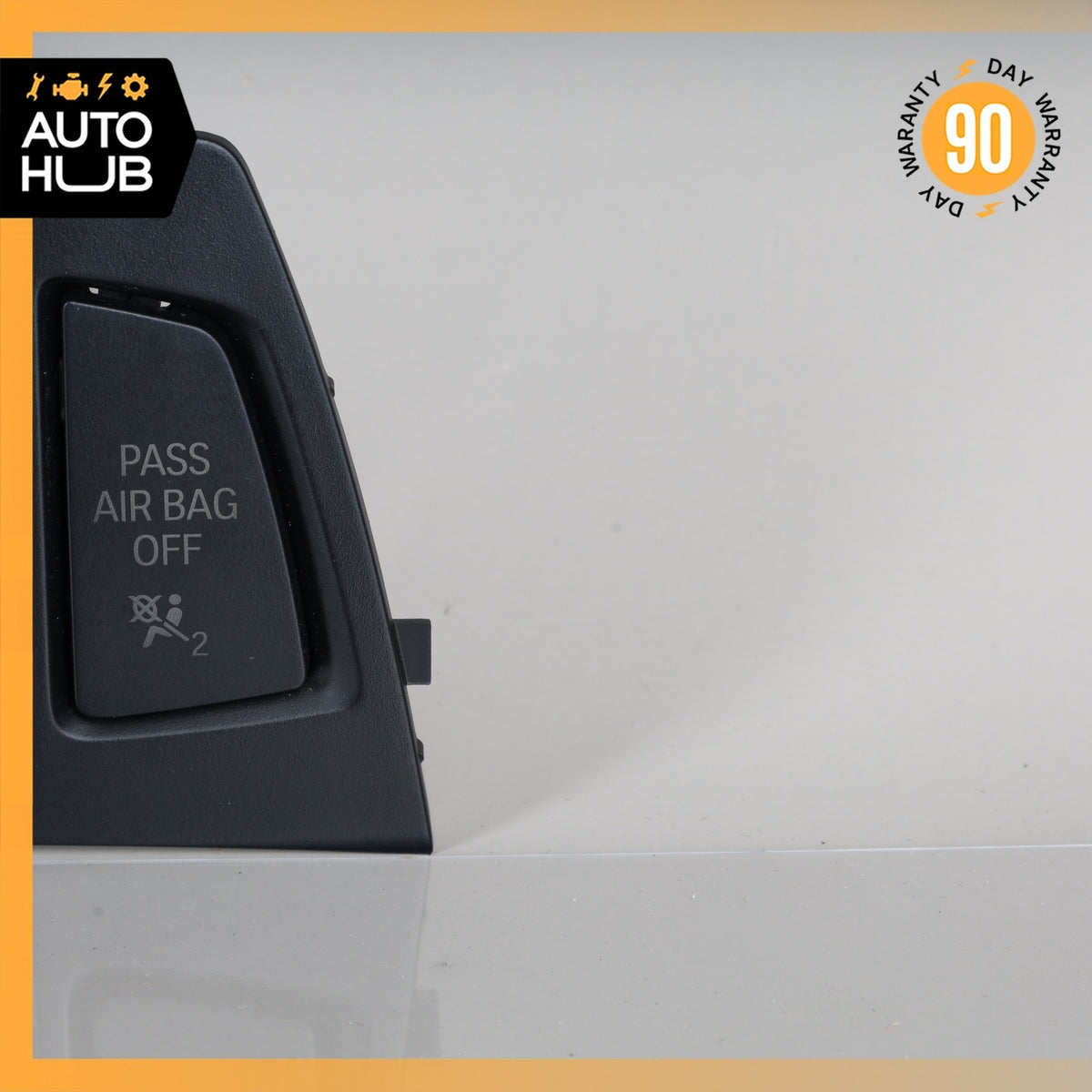 BMW F15 X5 Front Roof Dome Light Dome SOS Button Switch Console Cover OEM - photo 2