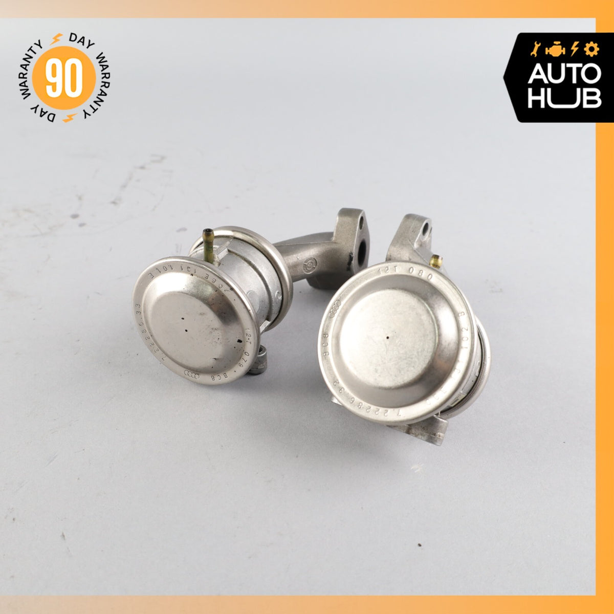 Porsche Cayenne 958 Hybrid Engine Smog Air Pump Check Valve Left & Right Set OEM - photo 1