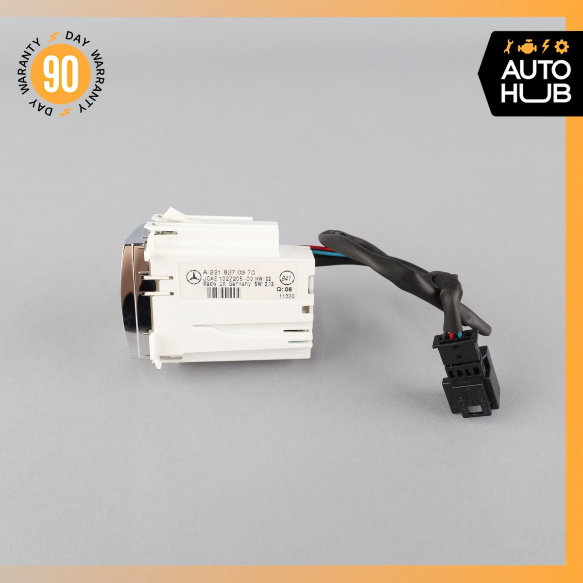 07-14 Mercedes W221 S550 S400 CL550 Center Dash Vent Clock 2218270370 OEM - photo 2