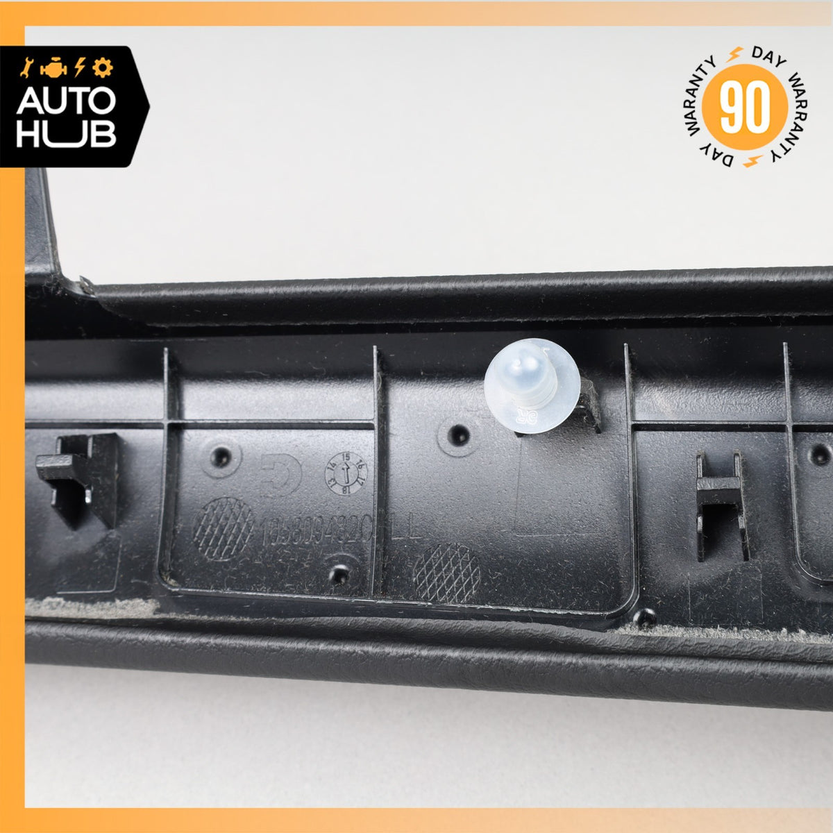 15-18 Porsche Macan 95B Front Right Dash Glove Box Trim Cover Panel Black OEM - photo 17