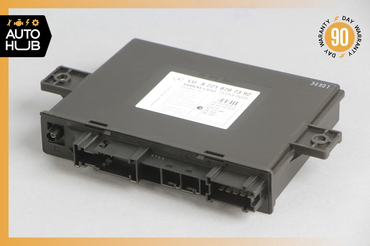07-10 Mercedes W221 S550 CL550 Keyless Go Control Module 2218707392 OEM - photo 1