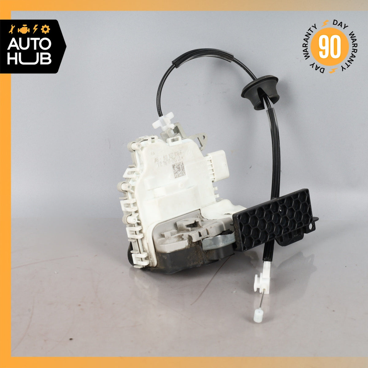 Porsche Macan 95B Front Right Side Door Lock Latch Actuator 8J1837016F OEM 44k - photo 2