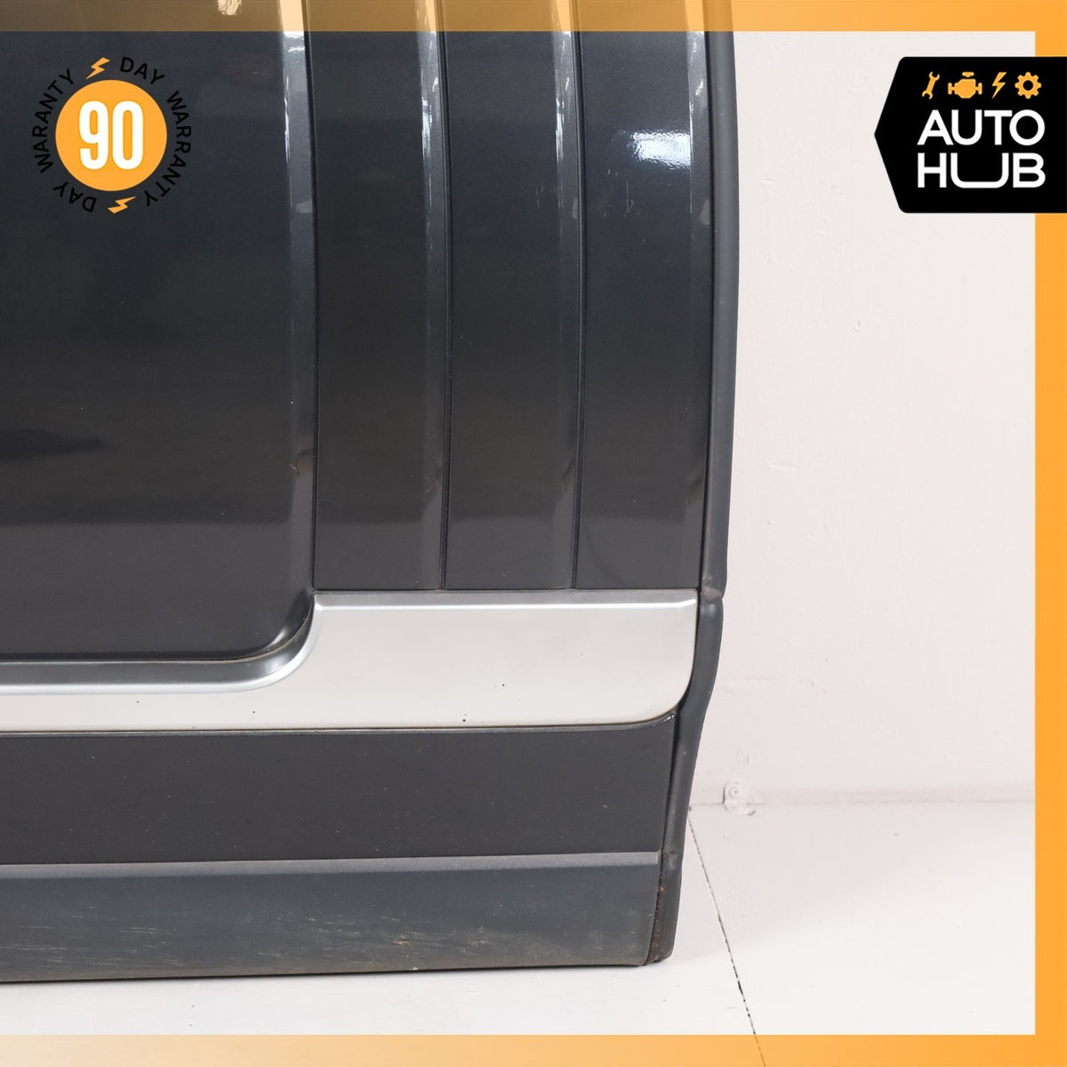 13-22 LR Range Rover L405 Front Right Passenger Side Door Panel Shell Gray OEM - photo 6