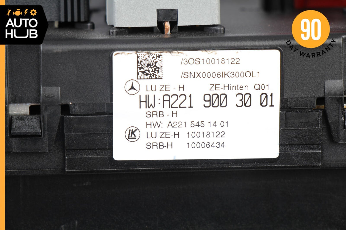 10-13 Mercedes W221 S400 S550 S63 AMG Rear Fuse Box Relay Control 2219003001 OEM - photo 11