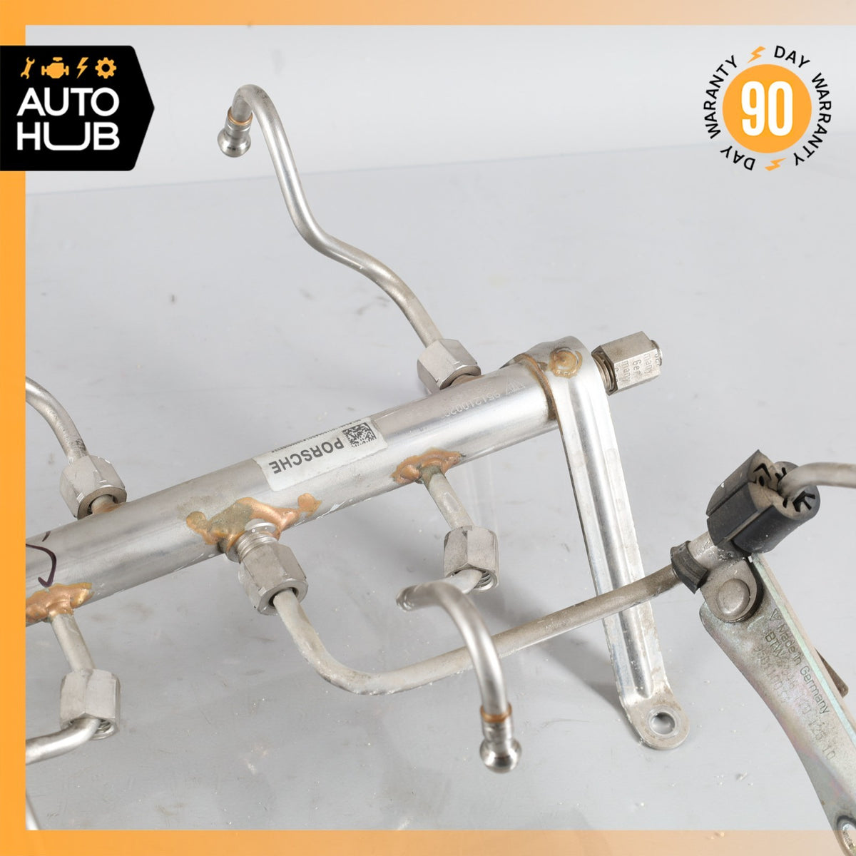 Porsche Panamera Cayenne 958 4.8L Fuel Injector Rail 94811011506 OEM - photo 3
