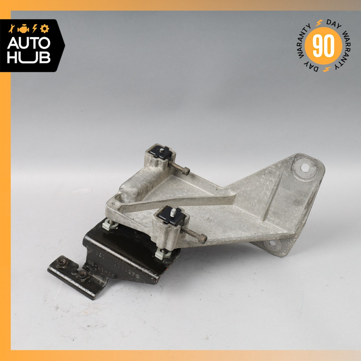 06-08 Cadillac XLR Adaptive Cruise Control Bracket 10318113 OEM - photo 1
