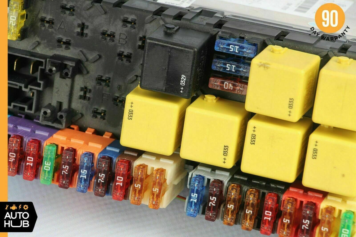 03-12 Mercedes R230 SL550 SL500 SLR Front Left SAM Fuse Box Control Module OEM - photo 10