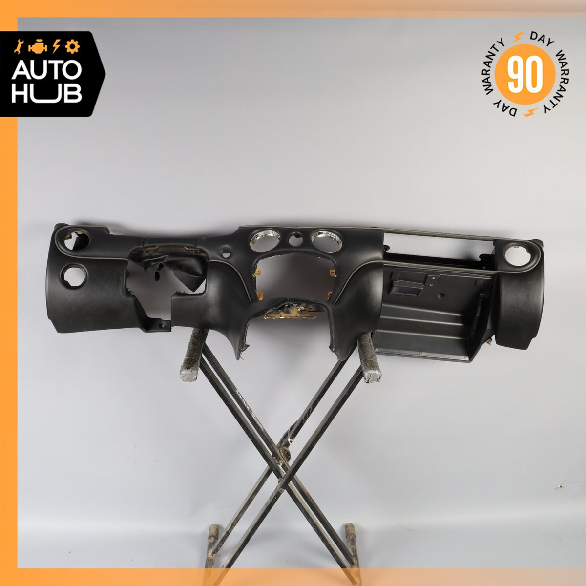 02-07 Maserati Spyder 4200 CC M138 Dashboard Dash Board Panel Black OEM - photo 1