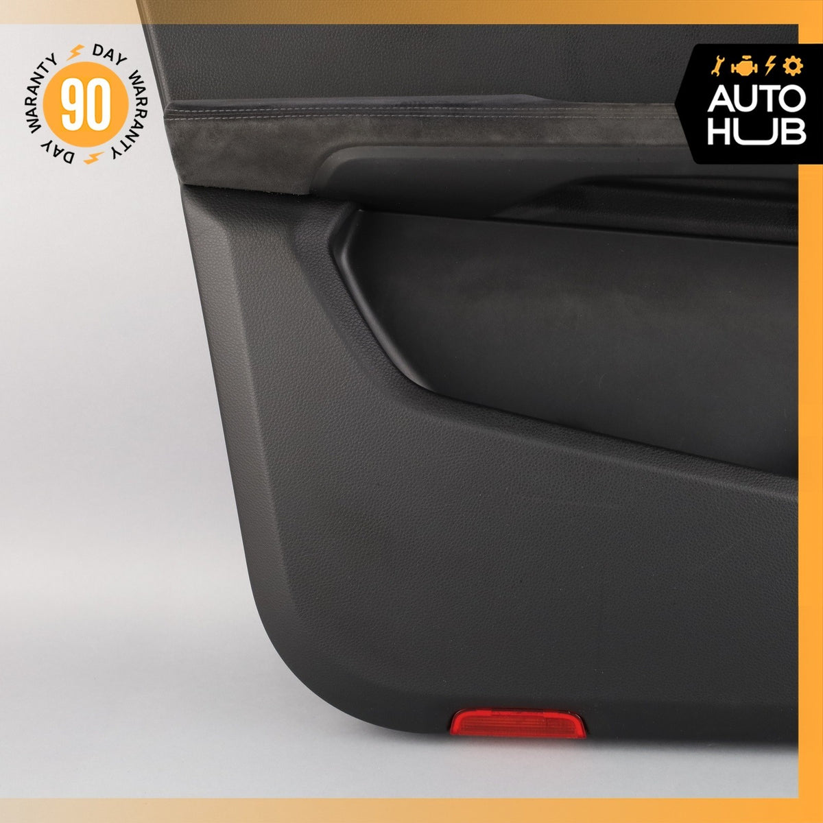 15-24 Porsche Macan 95B Front Left Driver Side Interior Door Panel Suede OEM 46k - photo 7