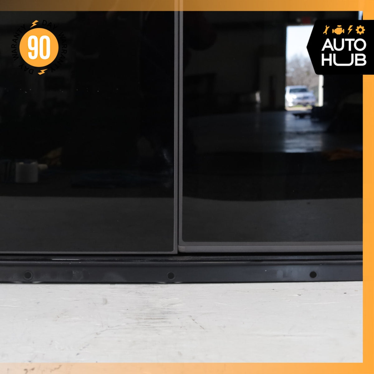 15-24 Porsche Macan 95B Turbo Panoramic Roof Glass Frame Black OEM 64k - photo 7