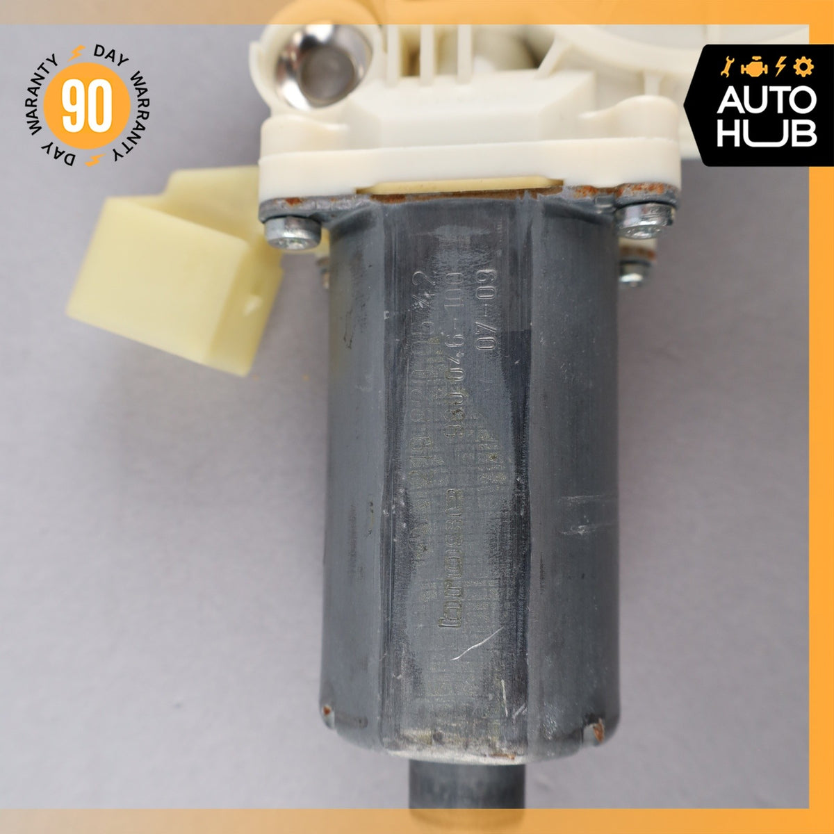 Mercedes W219 CLS550 CLS55 Front or Rear Left Side Window Regulator Motor OEM - photo 9