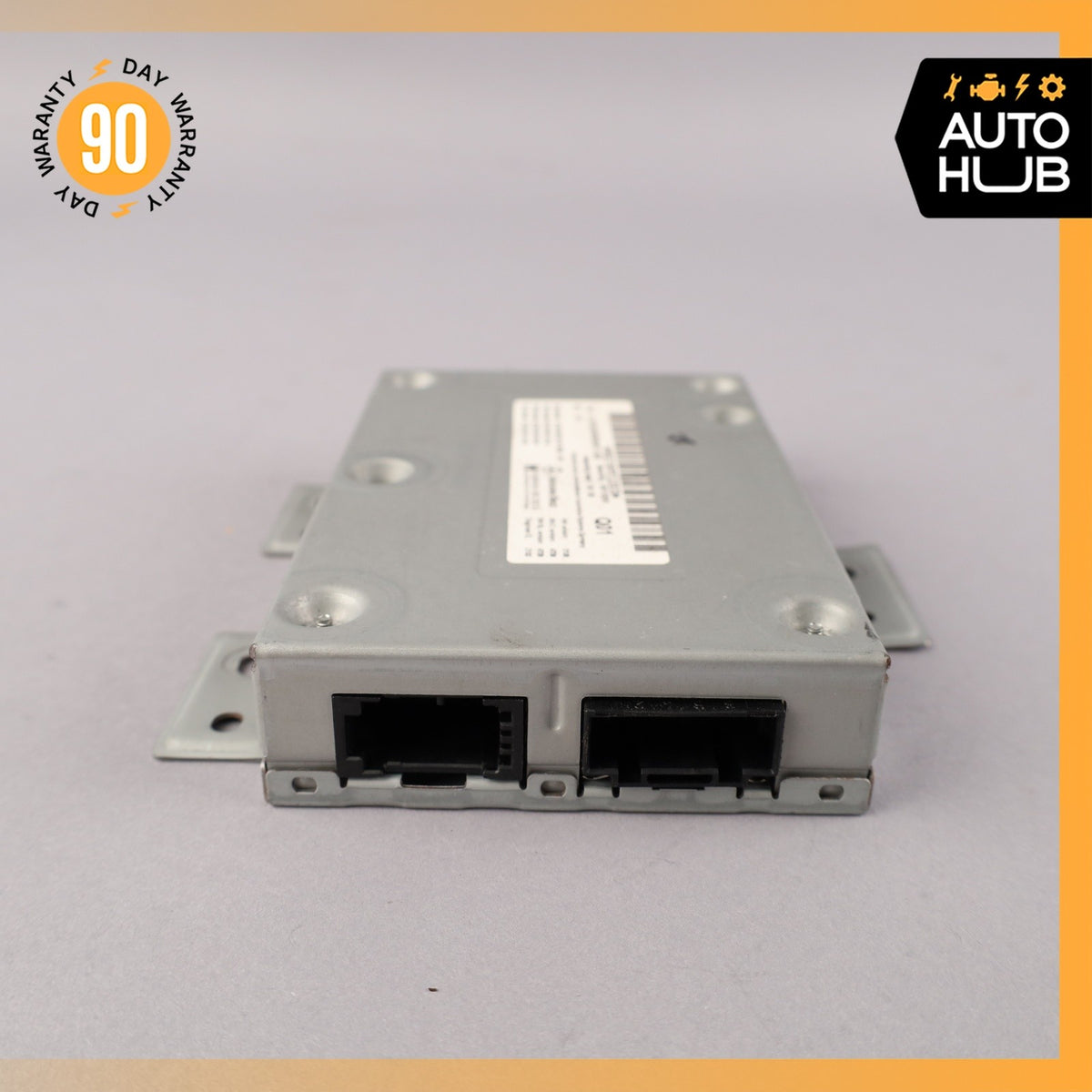 Mercedes W221 S550 S63 AMG CLS550 Communication Interface Module 2049000300 OEM - photo 3