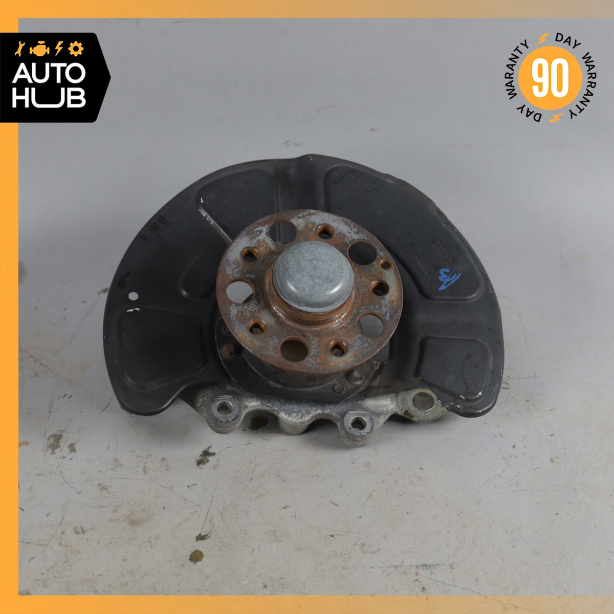Mercedes W212 E250 E350 Front Right Spindle Knuckle Hub 2123320800 OEM - photo 1