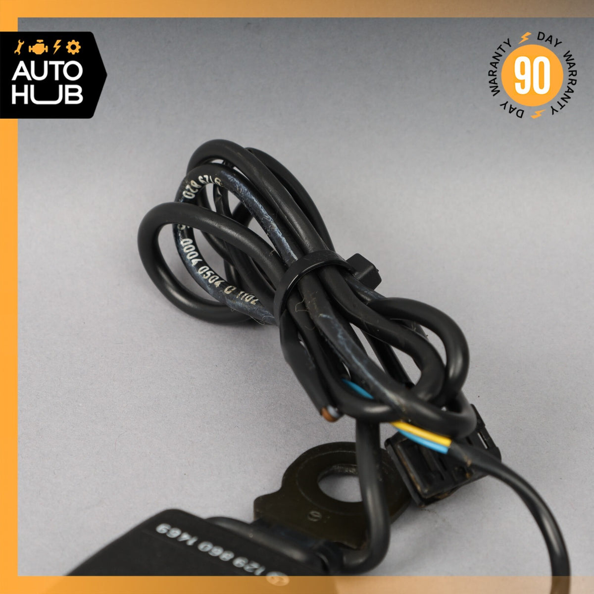 90-02 Mercedes R129 500SL SL320 Right Side Seat Belt Seatbelt Buckle Black OEM - photo 4