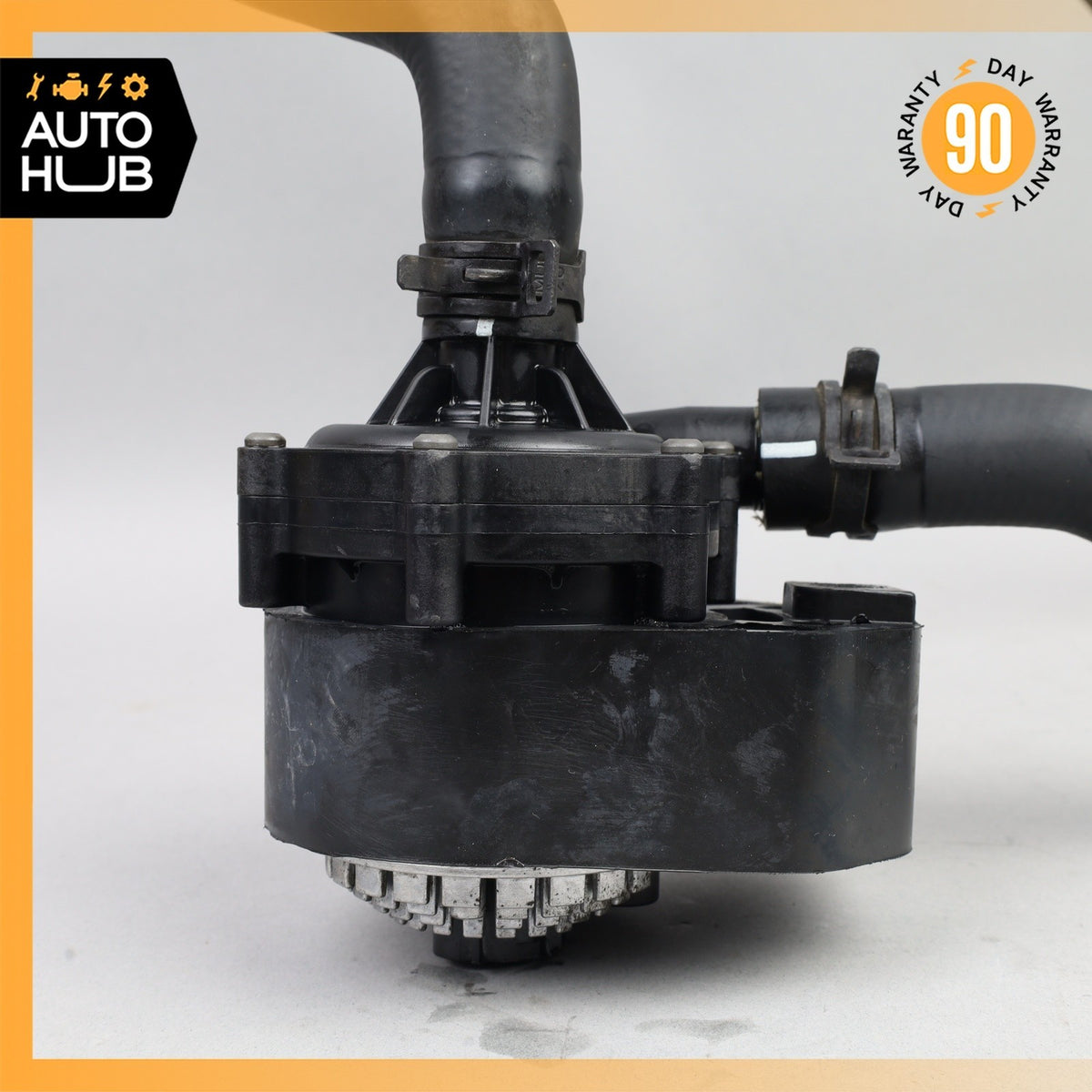 Mercedes W242 B250e Electric Water Pump w/ Pipe  2425000086 OEM - photo 7