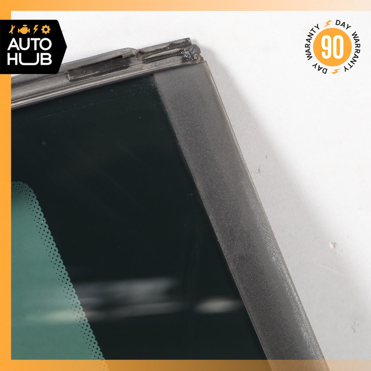 Maserati GranTurismo M145 Coupe Rear Right Side Quarter Window Glass OEM - photo 2
