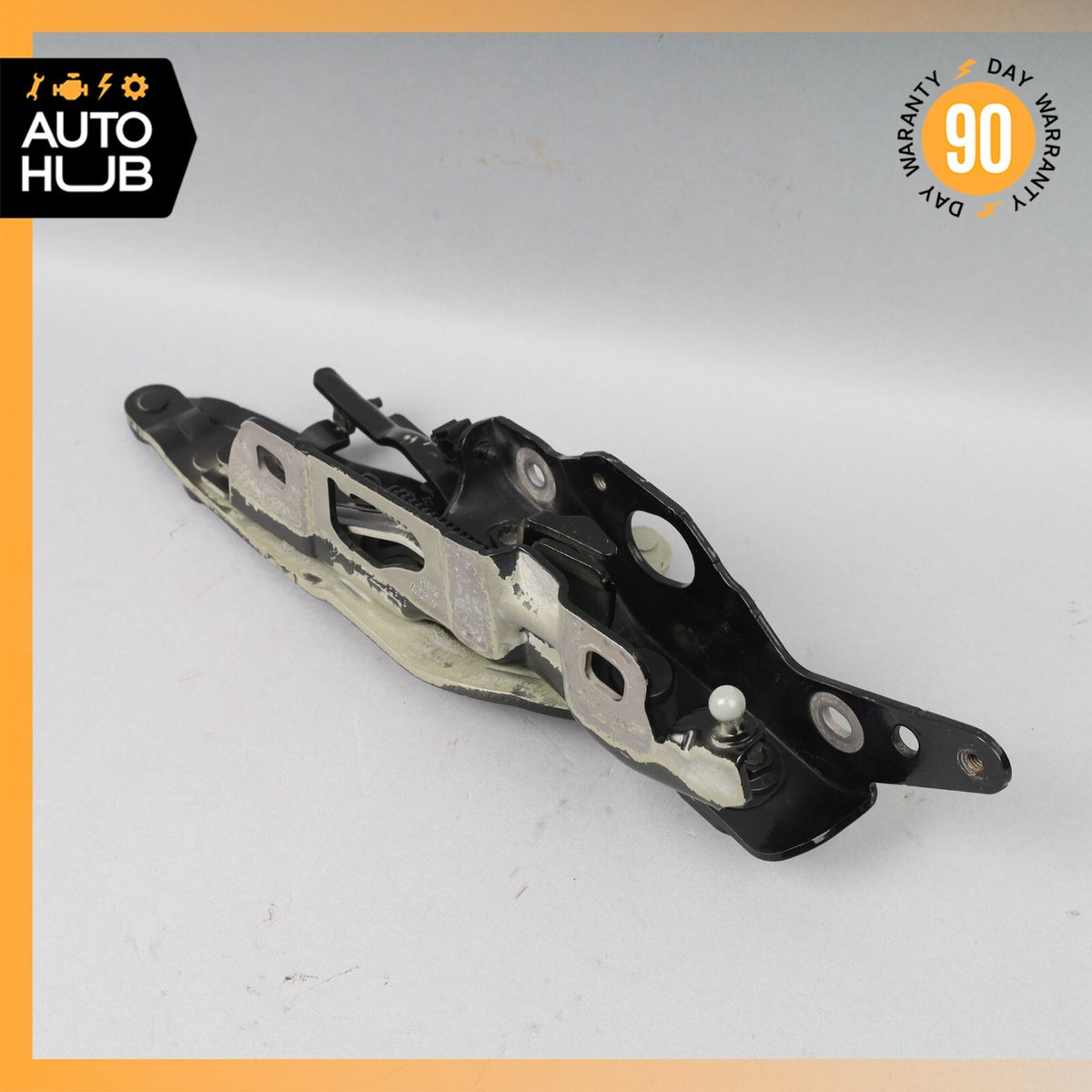 2018 Porsche Panamera 971 4S Front Right Side Hood Hinge Bracket Black OEM 6k - photo 2