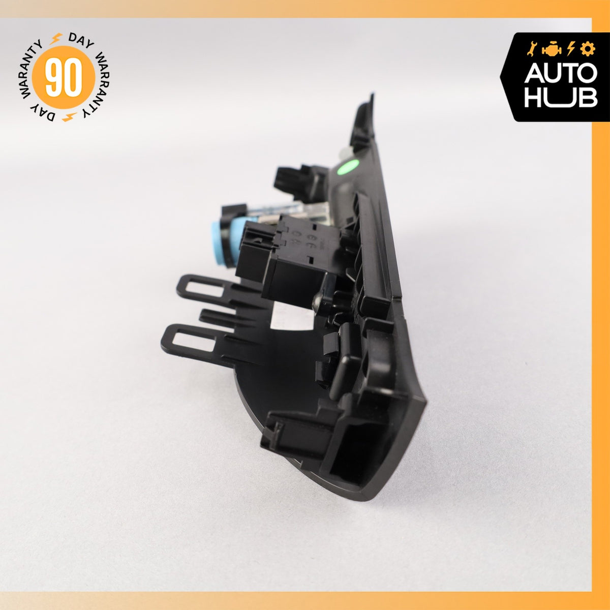 17-23 Alfa Romeo 952 Giulia Dashboard Socket USB Port OEM 49k - photo 8