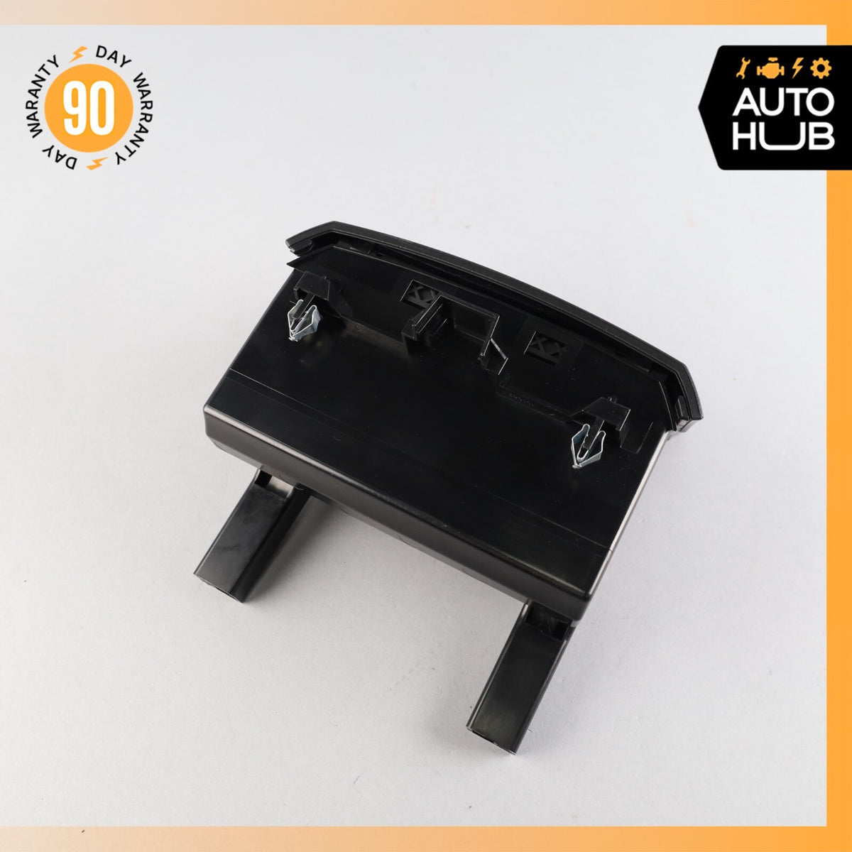 06-13 Mercedes W251 R350 R500 Rear Center Console Cup Holder / Ashtray Black OEM - photo 9