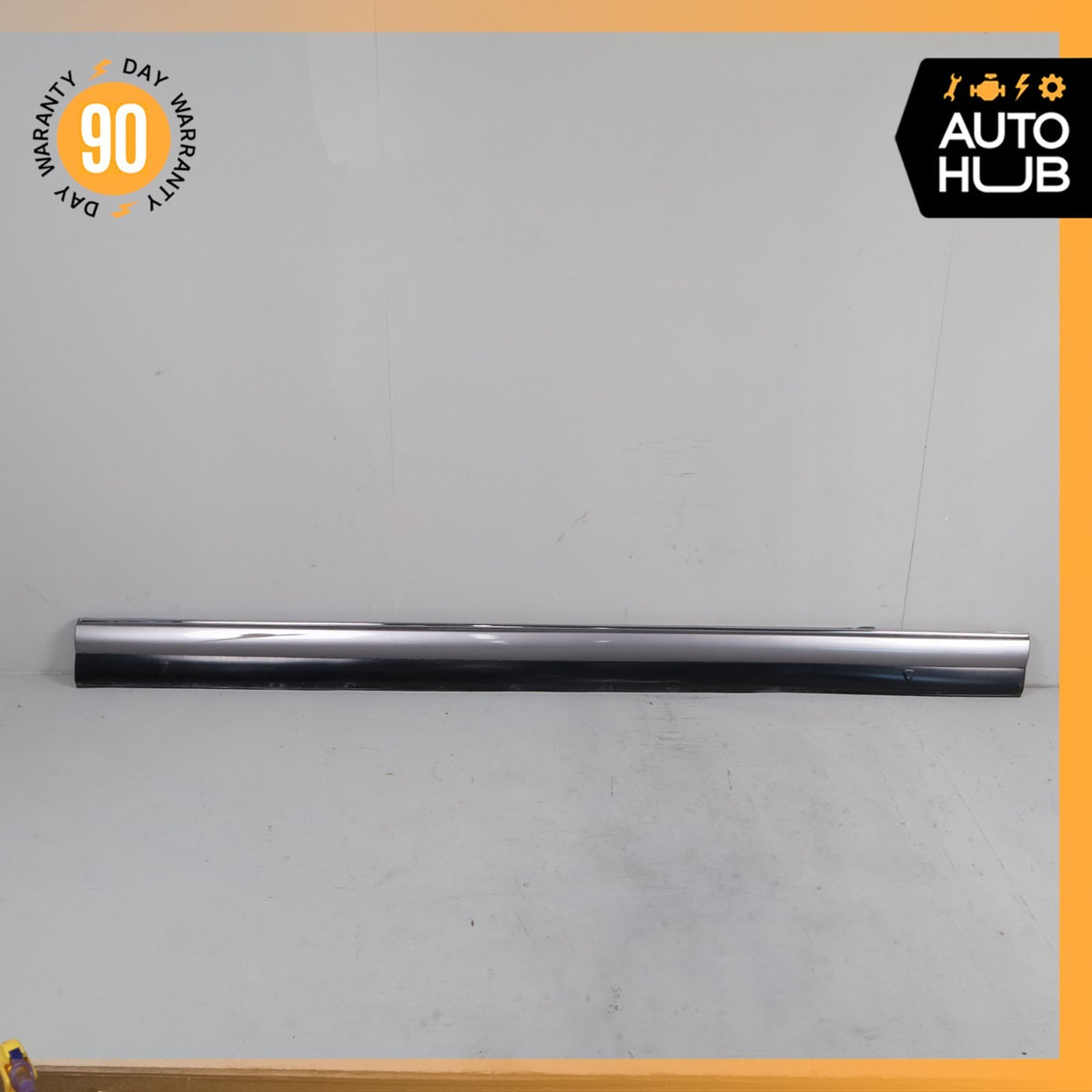 99-02 Rolls Royce Silver Seraph Right Side Skirt Rocker Panel Molding OEM - photo 1