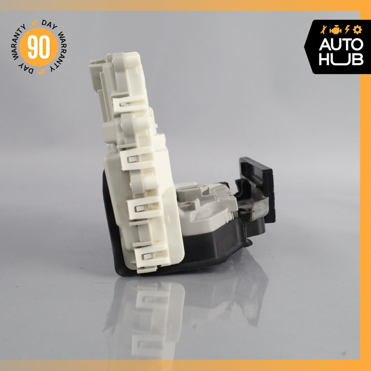 Porsche Macan 95B Front Right Side Door Lock Latch Actuator 8J1837016F OEM - photo 7