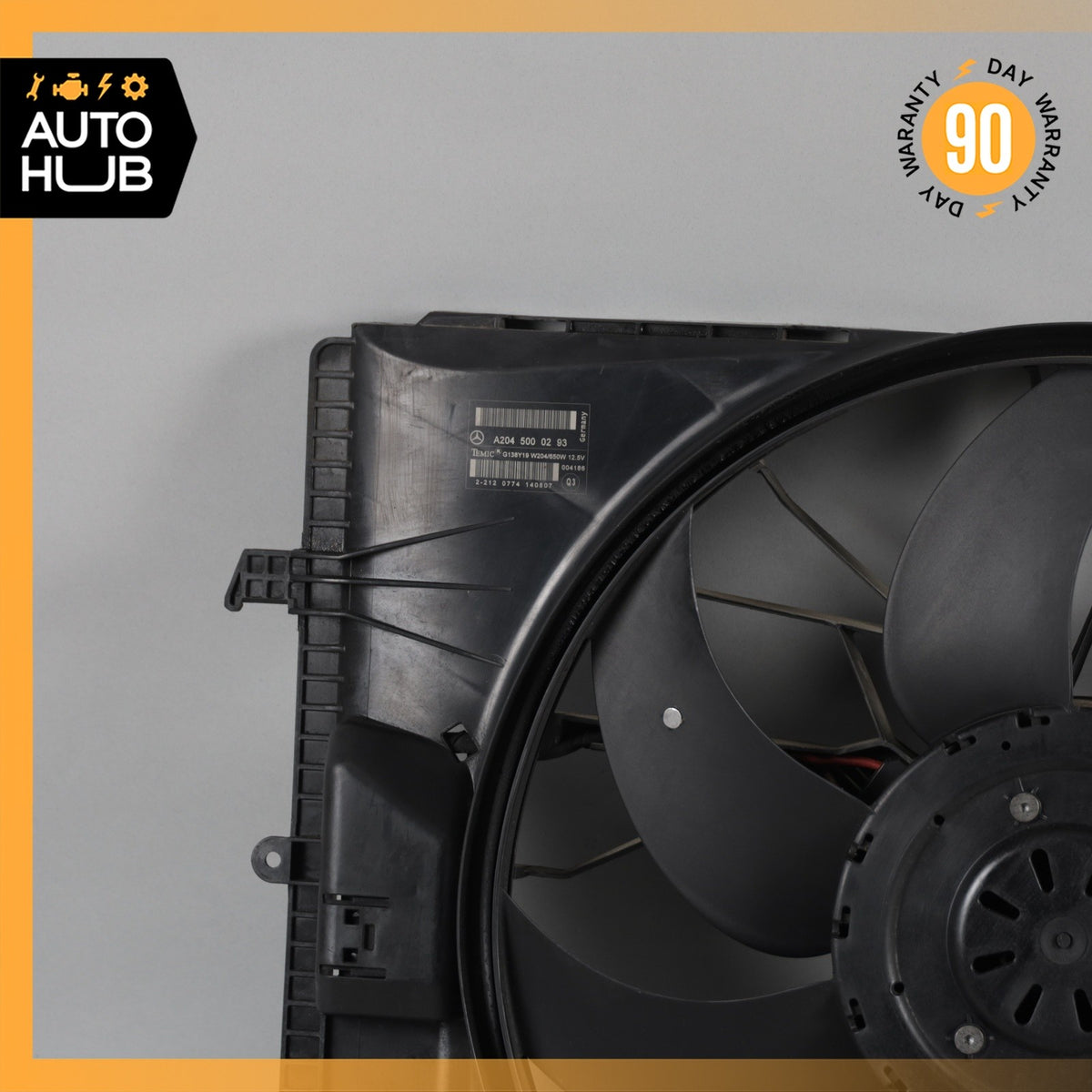 08-20 Mercedes W204 C300 E350 Engine Radiator Cooling Fan Motor Assembly OEM - photo 3