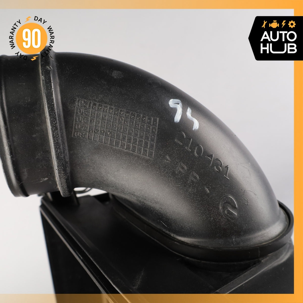 Maserati Quattroporte M139 Rear Air Intake Cleaner Filter Housing Box OEM 55k - photo 11