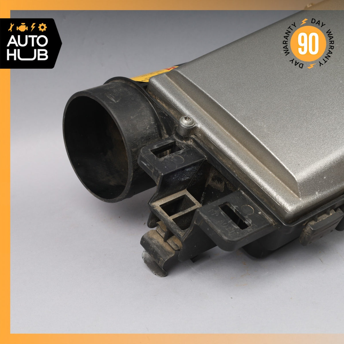 03-08 Mercedes W219 CLS55 E55 AMG Engine Air Intake Filter Right 1130900601 OEM - photo 4