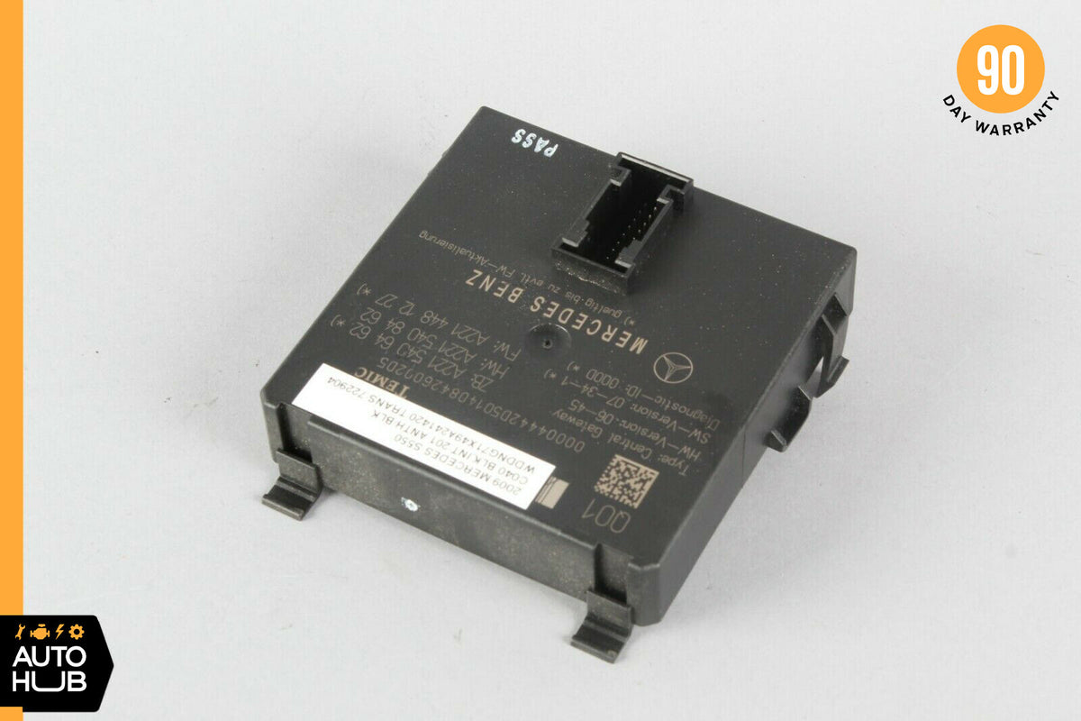 07-09 Mercede W221 S550 S63 CL550 Central Gateway Control Module 2215406462 OEM - photo 1