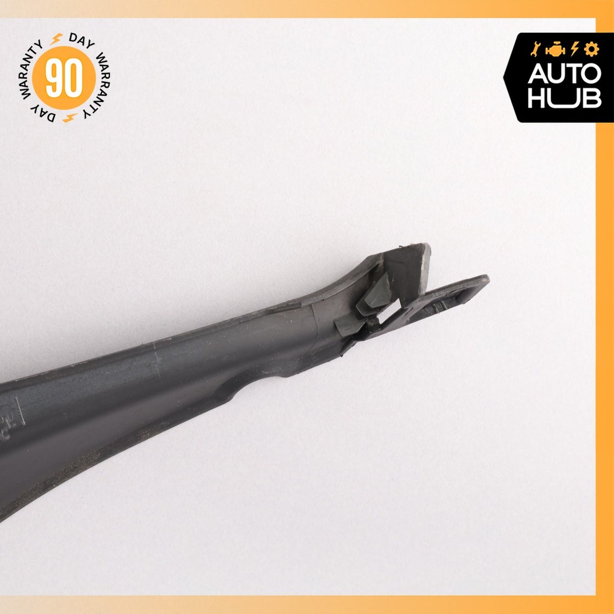 Porsche Macan 95B Front Left Engine Compartment Cover Panel Trim 95B806583B OEM - photo 8