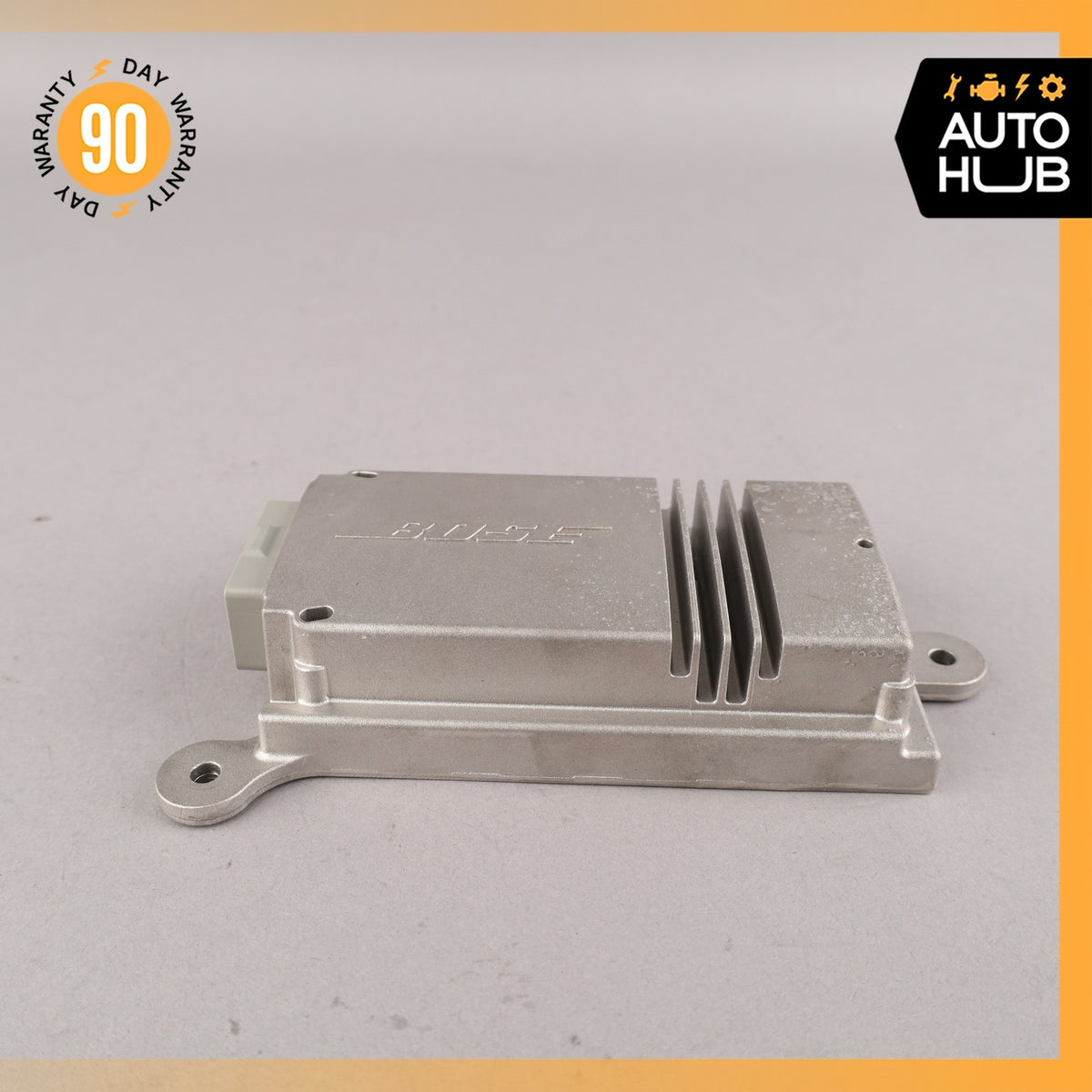 Porsche Macan 95B S Boxster Cayman Subwoofer AMP Bose Amplifier OEM 74k - photo 3