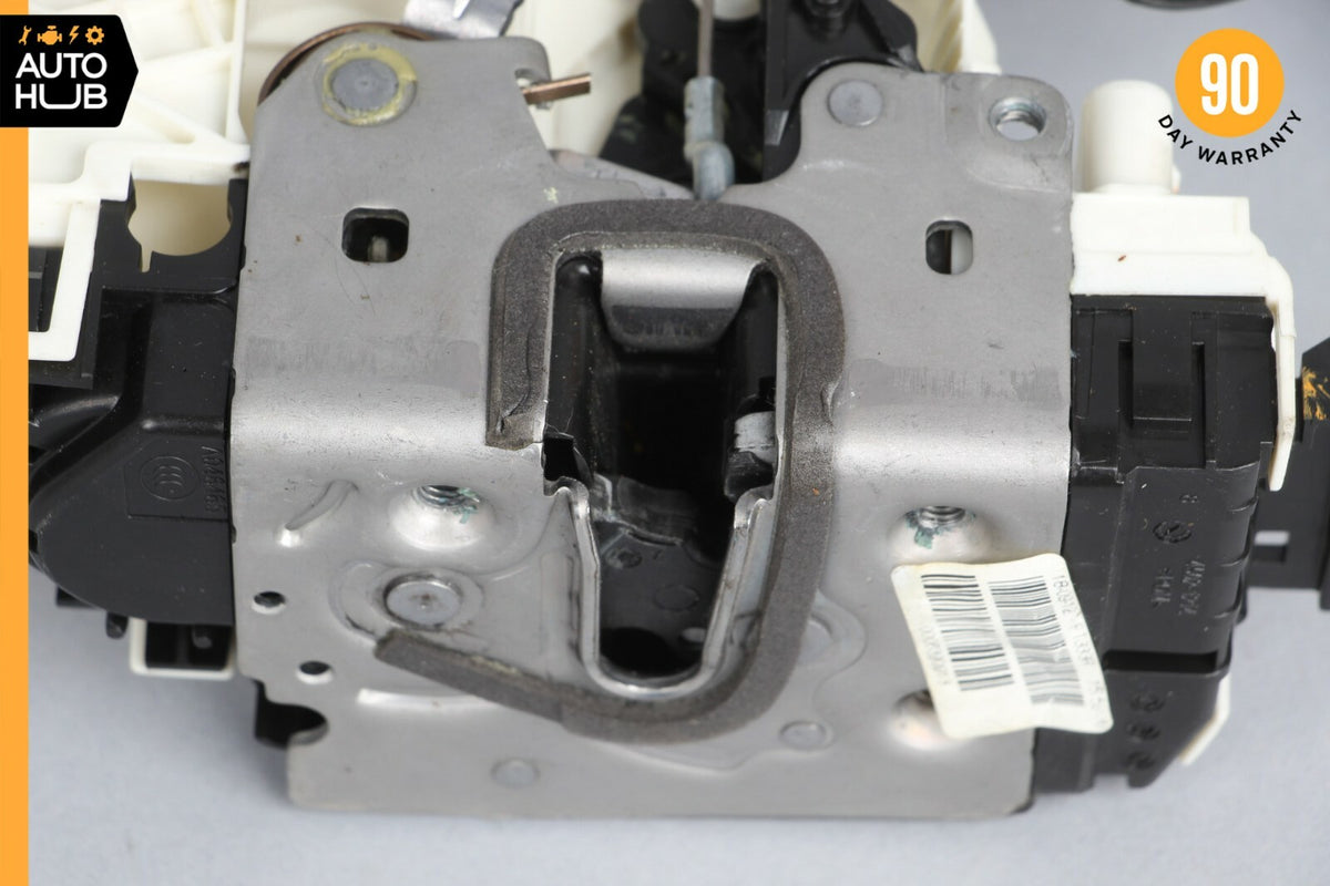 08-14 Mercedes W204 C250 C350 Front Right Side Door Lock Latch Actuator OEM 81k - photo 10
