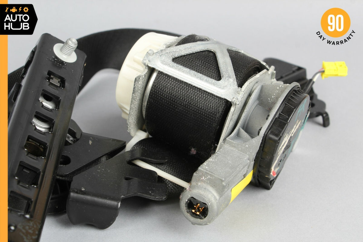 08-14 Mercedes W204 C300 C350 C250 Front Right Passenger Seat Belt Black OEM - photo 7