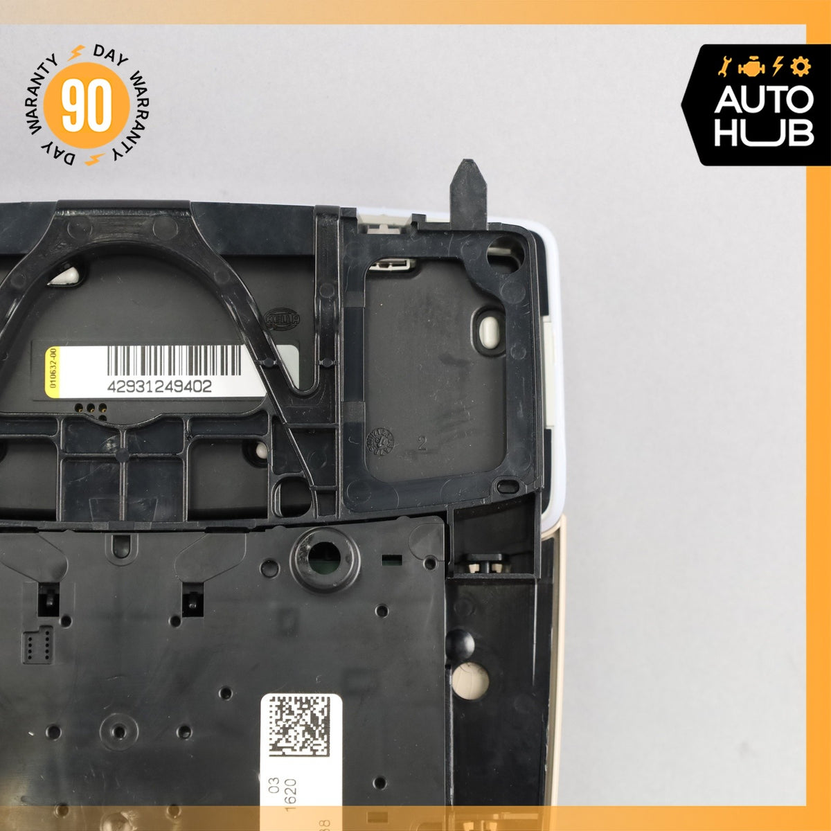 12-18 BMW F30 320i 330e 335i Front Dome Light Lamp OEM - photo 17