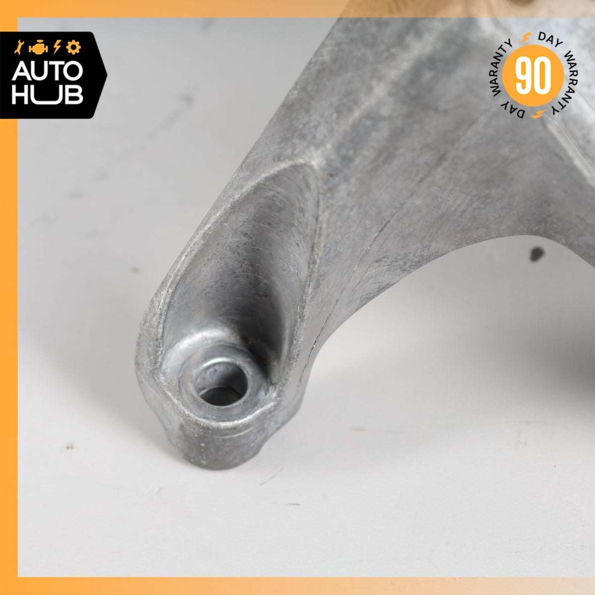Porsche Panamera 970 Cayenne Hybrid 958 Right Engine Support Mount Bracket OEM - photo 4