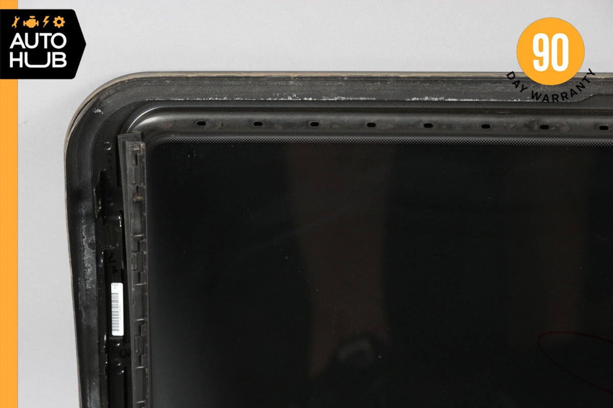 06-13 Mercedes W164 ML63 AMG ML350 R350 Sunroof Sun Roof Glass 2517800021 OEM - photo 9