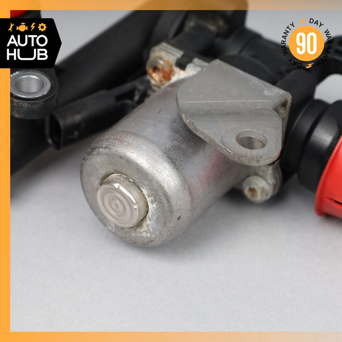 Aston Martin DB11 Vantage 4.0L V8 M177 Engine Motor Heater Control Valve OEM 7k - photo 4