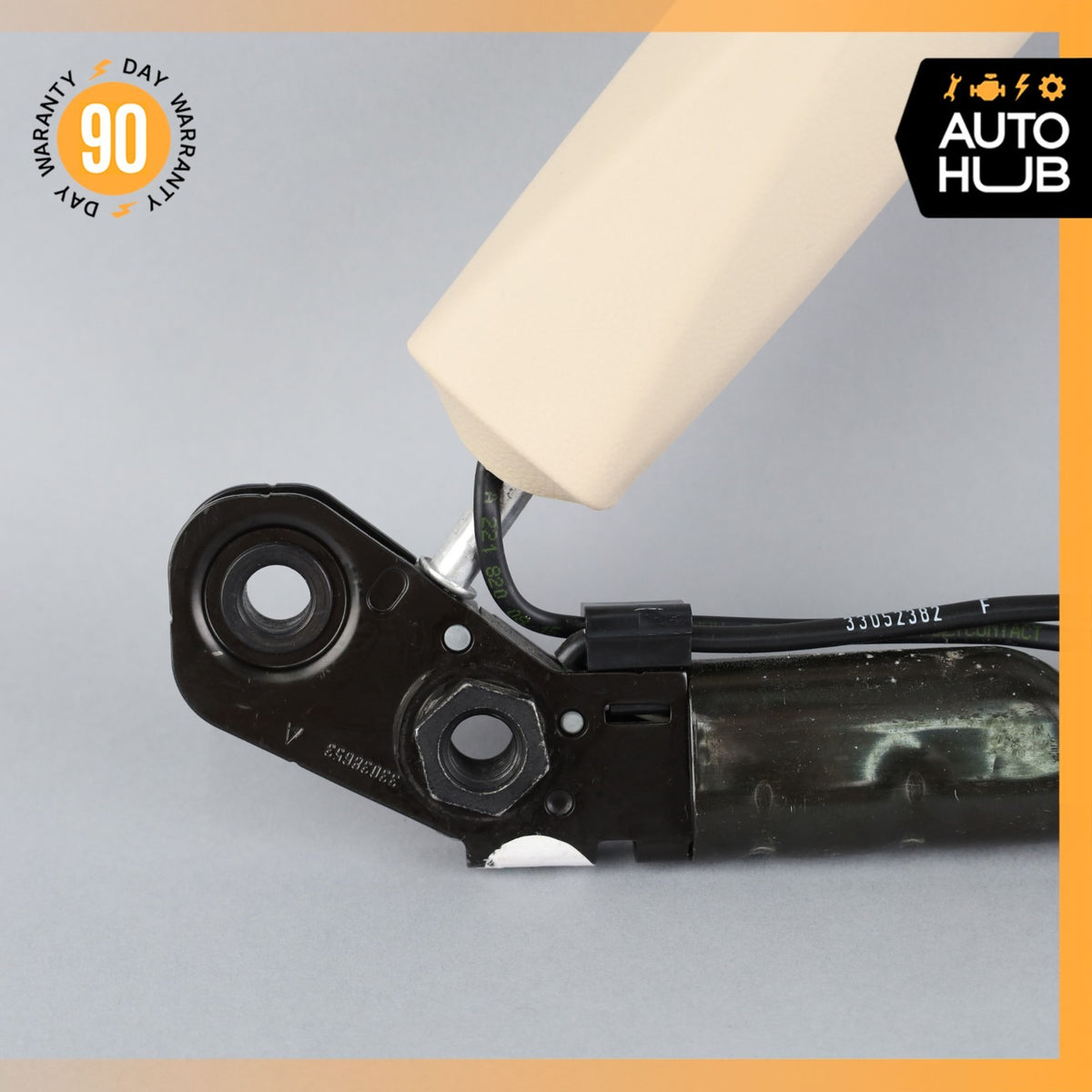 07-09 Mercedes W221 S550 CL550 Front Left Driver Seat Belt Buckle Beige OEM - photo 4