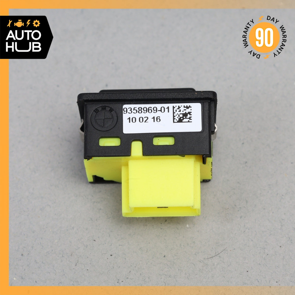 12-18 BMW F30 330e 328i Fuel Tank Door Flap Control Switch Button OEM - photo 5
