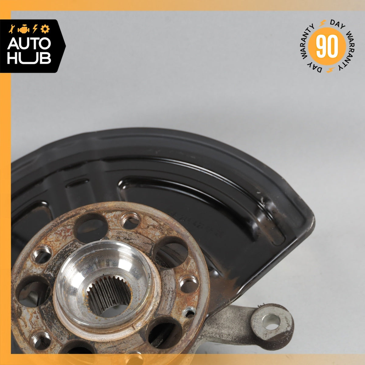 Mercedes W242 B250e Front Right Side Spindle Knuckle Hub OEM 62k - photo 3