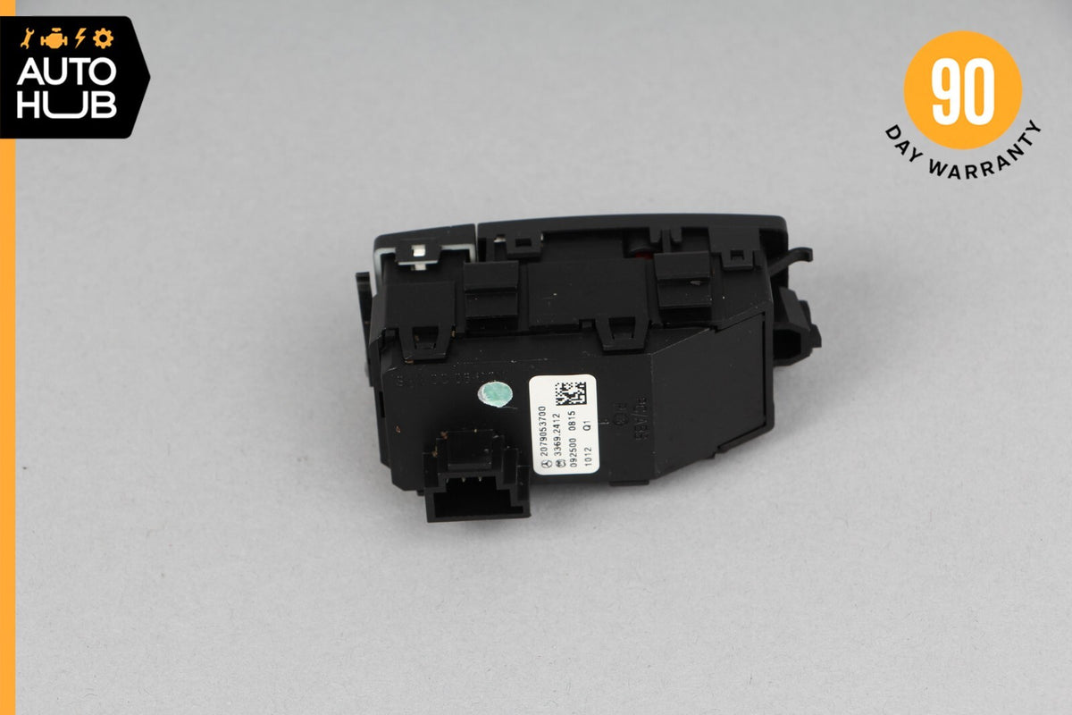 10-13 Mercedes W207 E550 Coupe Hazard Warning Light Switch Button 2079053700 OEM - photo 6