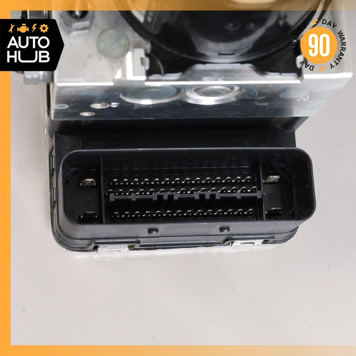 17-18 Porsche Macan 95B ABS Hydraulic Pump Control Module 95B907379L OEM - photo 4