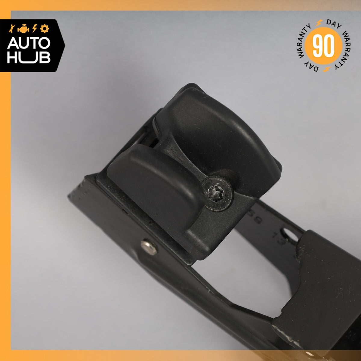 07-13 BMW E93 328i 335i M3 Right Side Convertible Hardtop Bracket OEM 76k - photo 5