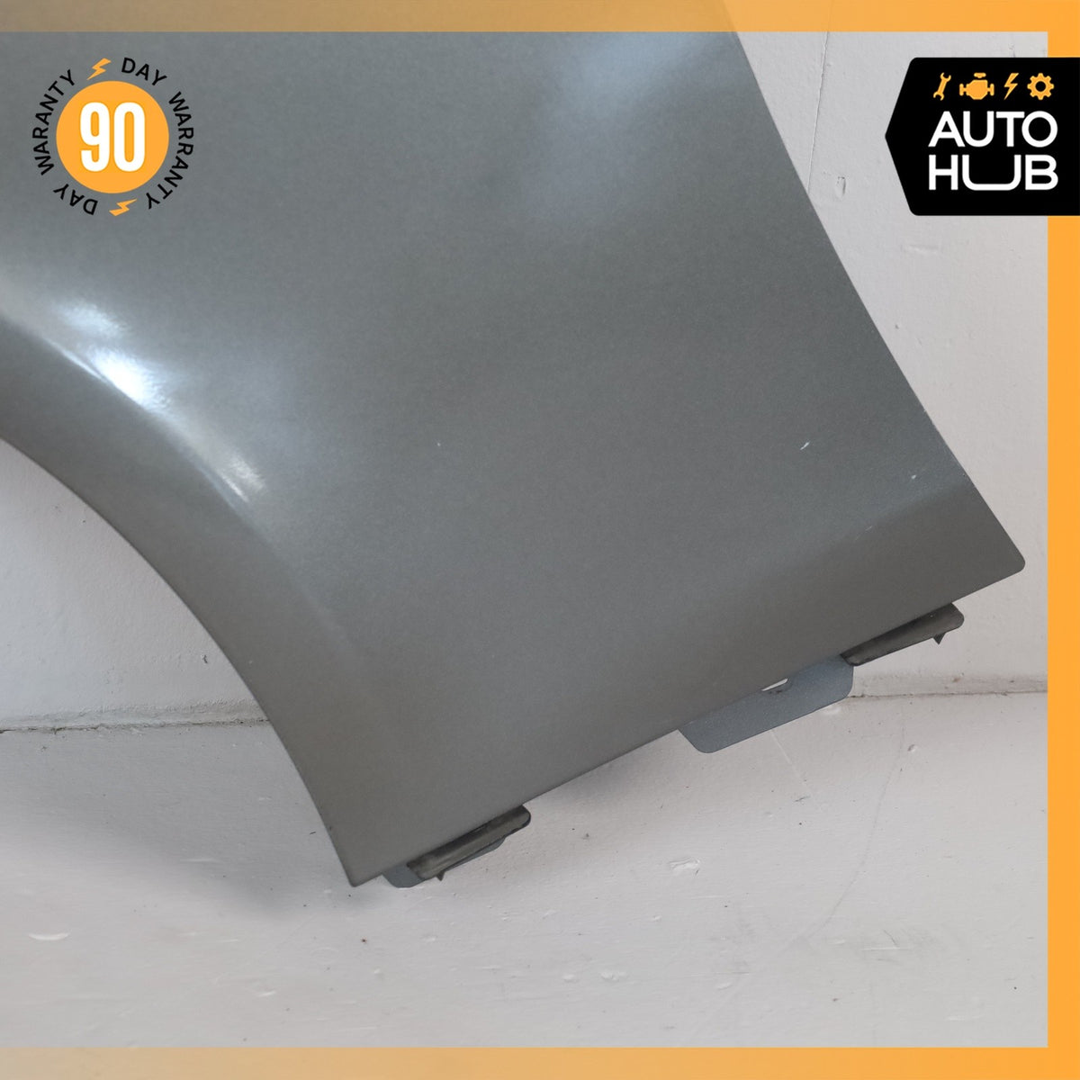 06-11 Mercedes W219 CLS550 CLS55 AMG Left Driver Side Fender Assembly OEM - photo 5
